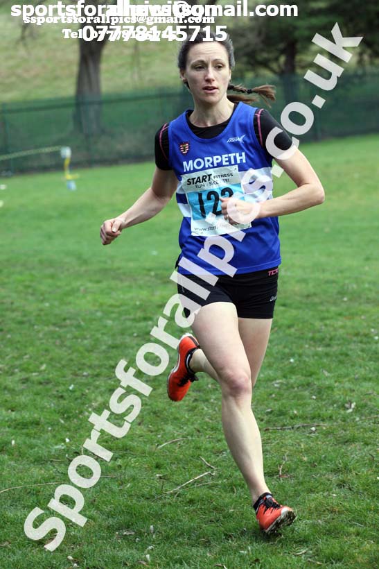 Senior womens and veteran Cathedral Relays, Birtley. Photo:  David T. Hewitson/Sports for All Pics